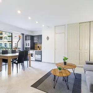 Le Victoria, Elegant T2 Au Bord Des Plages, Piscine, Sauna Appartement