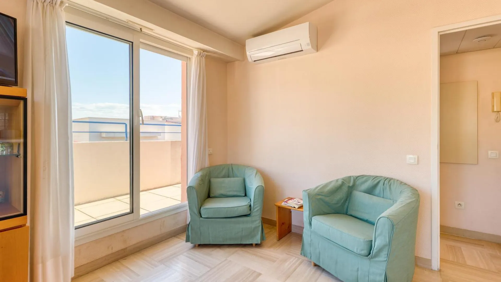 Apartment Top Floor Apt Close To The Sea - Happy Rentals Menton France
