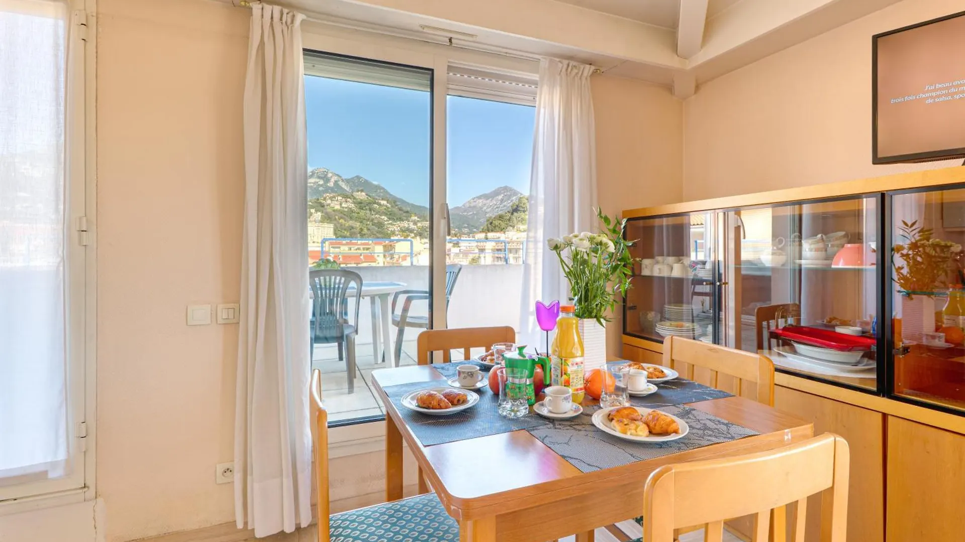 Apartment Top Floor Apt Close To The Sea - Happy Rentals Menton France