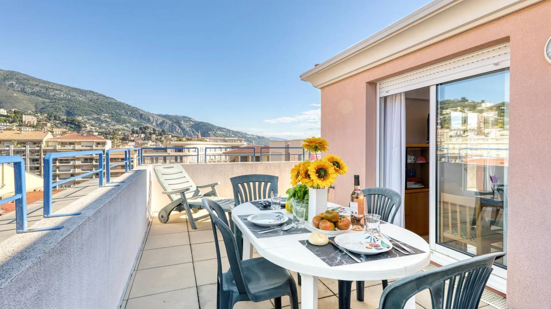 Top Floor Apt Close To The Sea - Happy Rentals Menton 0*,